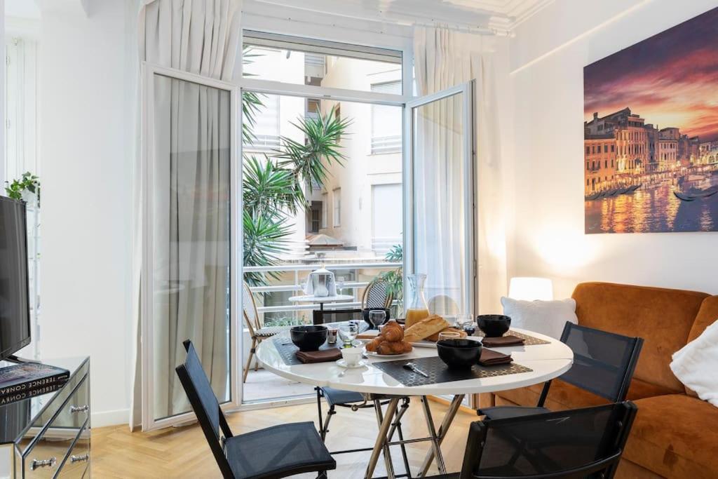 Apartmán Promenade, 2Pieces Chic Et Clim Avec Terrasse Nice Exteriér fotografie